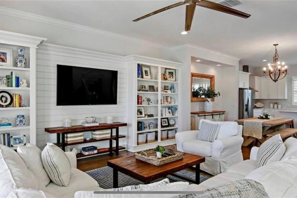 Luxurious Modern Townhouse Right Across Beach!! Table Tennis St. Pete Beach Exterior foto