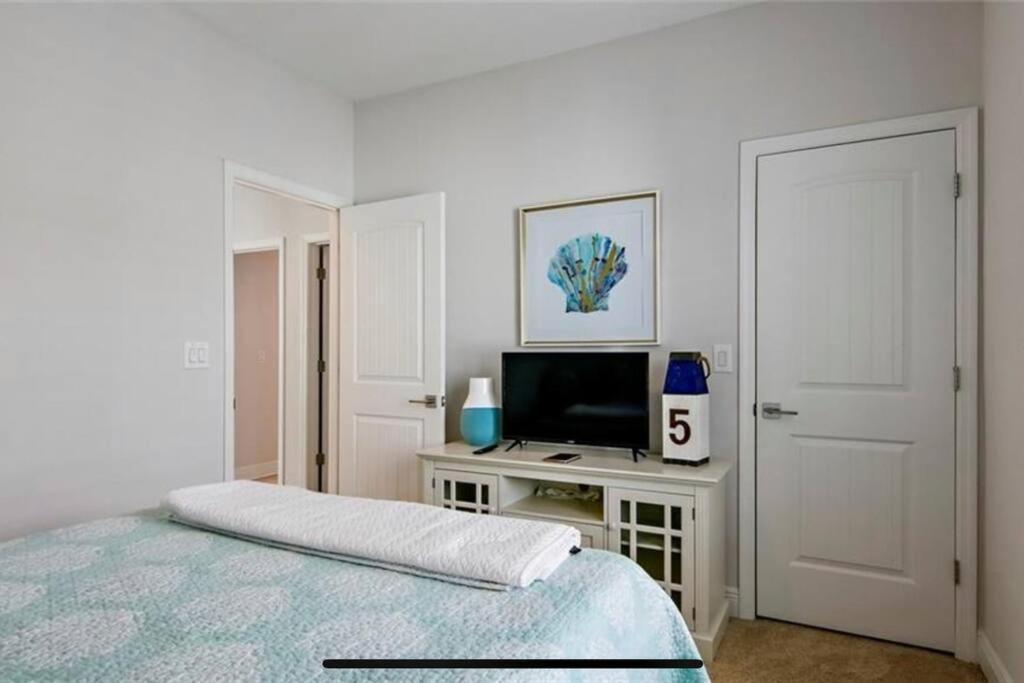 Luxurious Modern Townhouse Right Across Beach!! Table Tennis St. Pete Beach Exterior foto