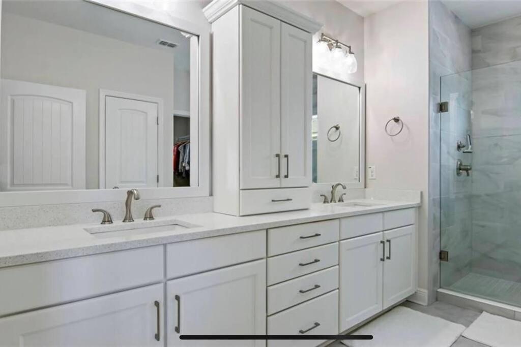 Luxurious Modern Townhouse Right Across Beach!! Table Tennis St. Pete Beach Exterior foto